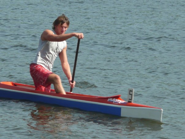 Гребля на базе КПДЮ в Киеве Гребля на базе КПДЮ в Киеве